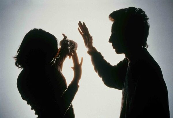 Sin protección: víctima denuncia que su agresor fue liberado a metros de su casa