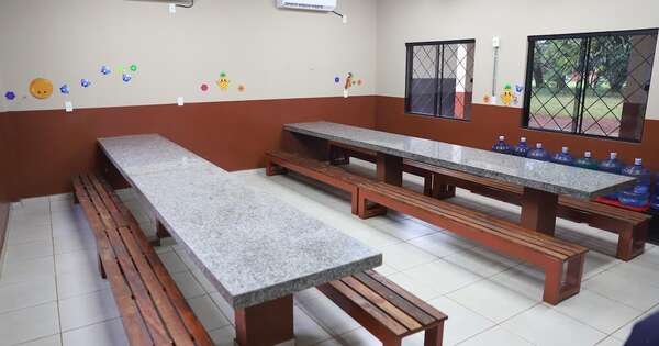 La Nación / Alto Paraná: inauguran primera cocina comedor en una de las 33 escuelas recientemente construidas