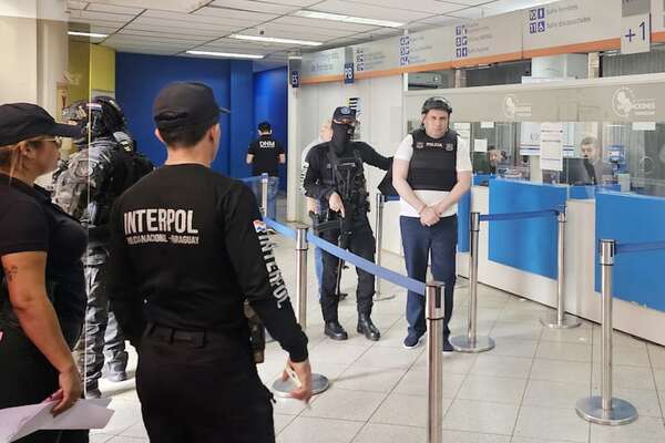 Intempestiva renuncia de director de cárcel ante seria amenaza de un extraditado - Policiales - ABC Color