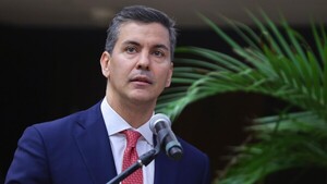 Peña se deslinda de ueno y desvía atención sobre intereses con itti