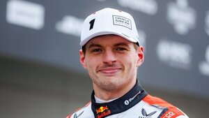 Verstappen sale primero en Japón, por delante de los McLaren