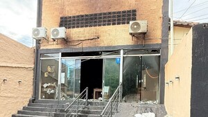 Explosión de una garrafa provoca incendio que destruyó una lomitería en Asunción