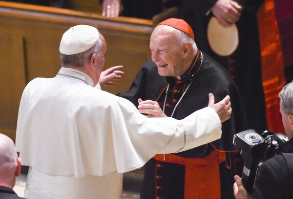 Murió Theodore McCarrick, excardenal que fue echado por papa Francisco por abusos - 1000 Noticias
