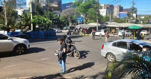 La Nación / Comercio de CDE bajó un 20 % en marzo y lo atribuyen a la variación del dólar en Brasil
