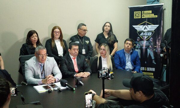 Empresas niegan vínculos con denunciantes y mantienen compromiso con clientes