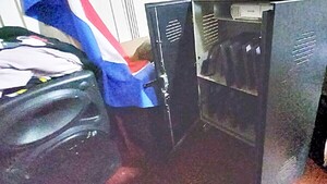 Roban equipos tecnológicos en escuela de San Estanislao