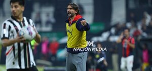 Versus / ¿Martínez ya tira la toalla? "No soy iluso, hay mucha diferencia..."