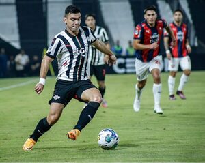 Libertad tumba a Cerro y extiende su ventaja en la cima