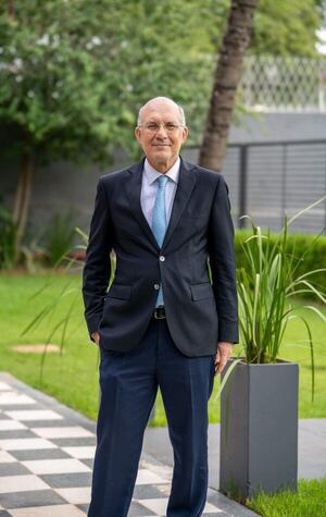 Una solución definitiva en seguros de salud - ABC Revista - ABC Color