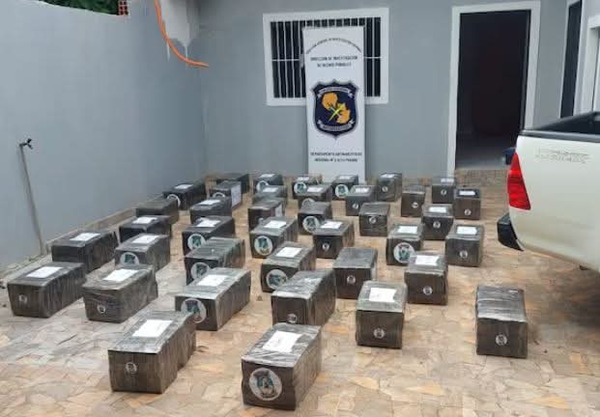 Incautan más de 800 kilos de marihuana en vivienda de CDE