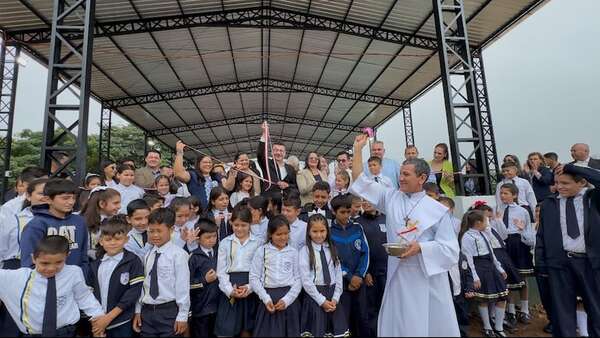 Inauguran polideportivo en una escuela de San Estanislao - Nacionales - ABC Color
