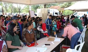 Más de mil atenciones en Día de Gobierno en el Km 12 Monday