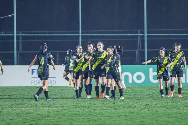Recoleta FC logró su primer triunfo, al derrotar a Sportivo Luqueño - 1000 Noticias