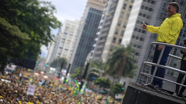 Bolsonaro encabeza protesta en São Paulo tras ser inculpado por presunta trama golpista