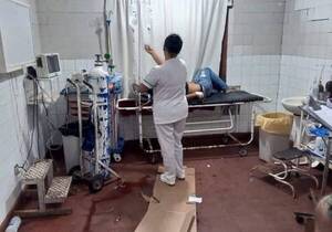 Se le quebró el corazón y se le fundió el estómago: despechado le bajó veneno y fue al hospital