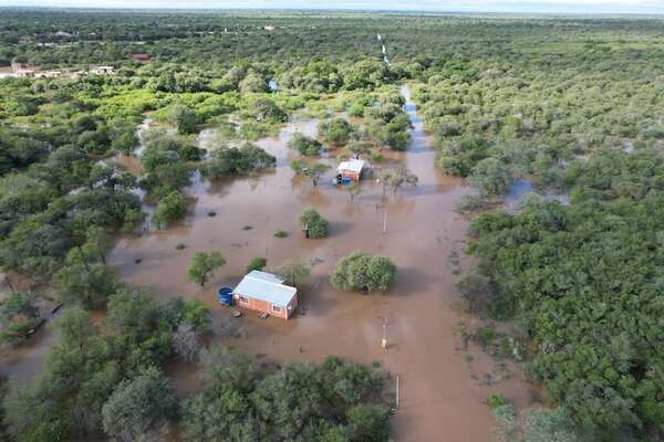 Inundaciones en el Chaco: anuncian “puente aéreo” para el envío de ayuda a comunidades aisladas - Nacionales - ABC Color