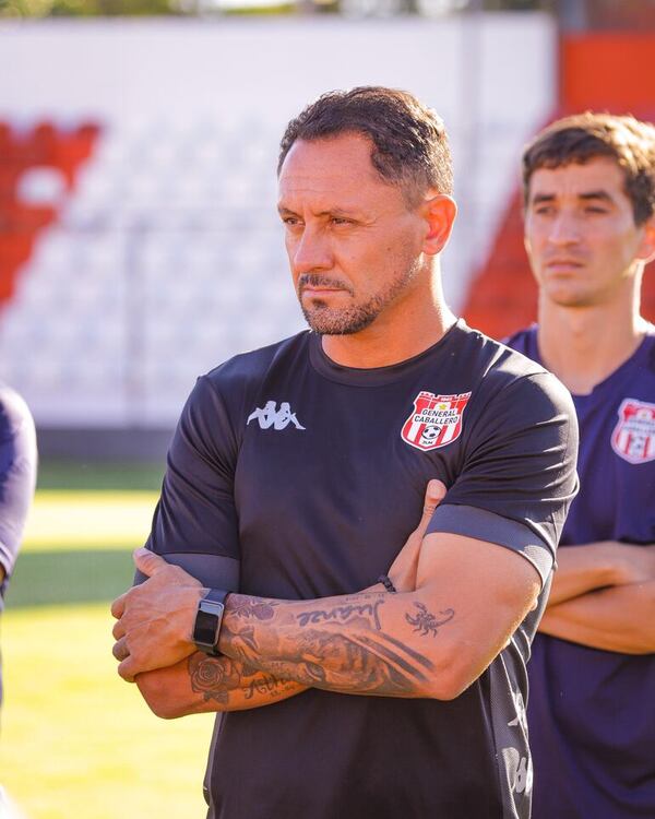 General Caballero JLM inicia una nueva etapa con técnico uruguayo - General Caballero JLM - ABC Color