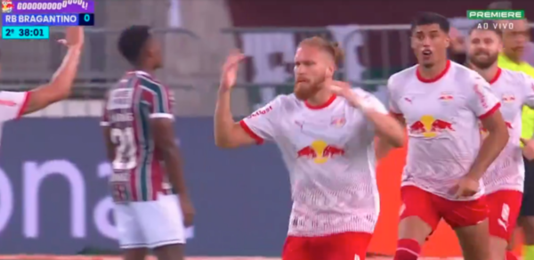 Versus / Isidro Pitta marca en el Maracaná, pero Bragantino cae ante Fluminense