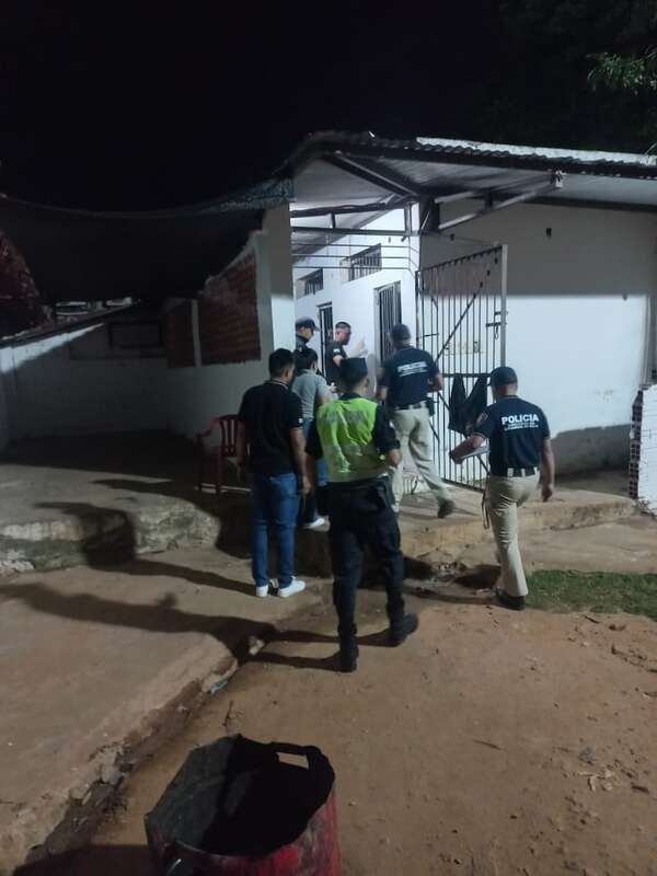 Hallan muerto a un interno en la cárcel de Villarrica e investigan posible suicidio  - Policiales - ABC Color