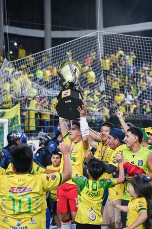 Nacional de fútbol de salón: Franco, doce veces campeón - Polideportivo - ABC Color