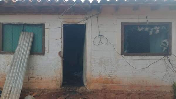 Capiatá: mujer muere asfixiada en incendio de su vivienda - Policiales - ABC Color