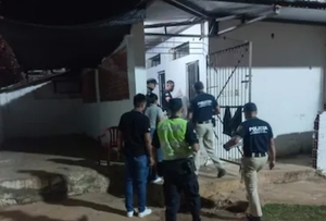 Hallan muerto a un interno en la cárcel de Villarrica  - Noticiero Paraguay