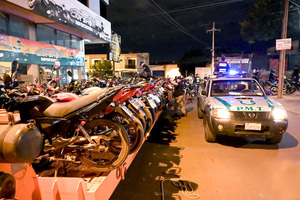 Incautan 73 motos y multan a 78 motociclistas por varias infracciones de tránsito en CDE - La Clave