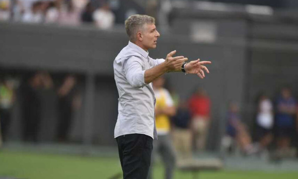 Olimpia tambalea en el torneo local, pero Palermo apuesta a la Copa - OviedoPress
