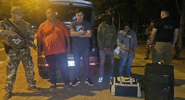 Detienen a cuatro personas que transportaban marihuana “Skunk” - Unicanal