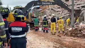 Ingenieros exigen investigación seria del colapso de un edificio en Encarnación - ADN Digital