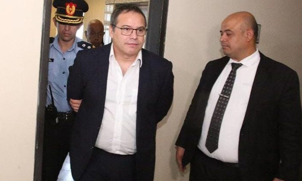 Otra postergación: juicio contra Carlos Granada queda suspendido - OviedoPress