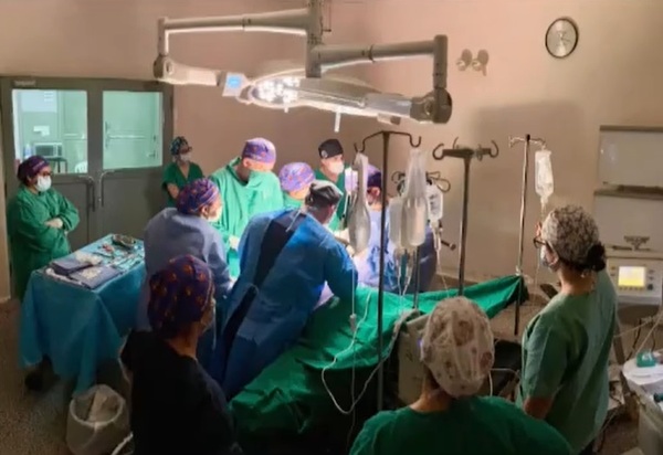Realizan primera cirugía prenatal craneal en Paraguay