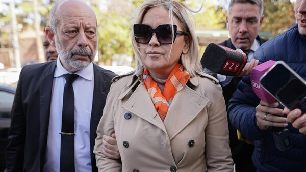 Verónica Ojeda, ex esposa de Maradona, declara el martes en juicio por la muerte del astro