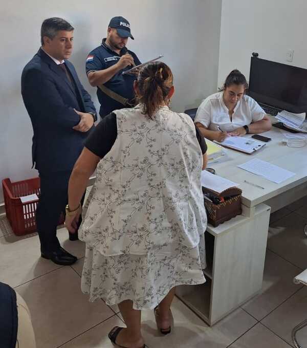 Abogada Zully Ortiz obtuvo dos embargos de salario con pagarés de una deuda ya cancelada, según imputación