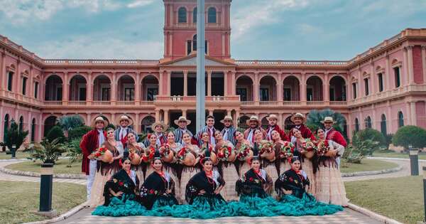La Nación / Paraguay Rekove llevará la polca, galoperas y botelleras al viejo continente