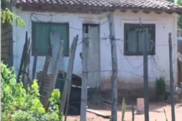 Tragedia en Capiatá: mujer muere asfixiada en incendio - SNT