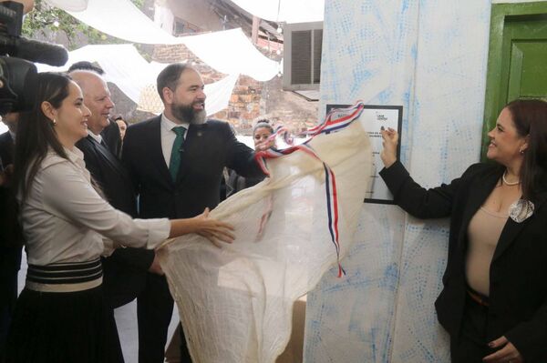 Ministro Benítez Riera participó en la inauguración de la Oficina de Asistencia para MPL