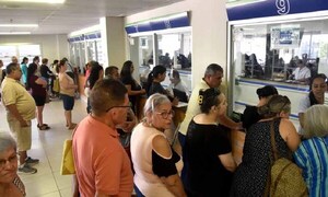Día Mundial de la Salud: Formación precaria de médicos e intereses políticos causan crisis en Paraguay – Prensa 5