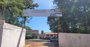 La Nación / Escuela aclara que informe médico desmiente intoxicación de alumna con alucinógeno