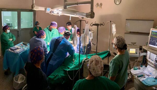 Histórico avance médico: realizan con éxito primera cirugía cerebral fetal en el Hospital de Clínicas