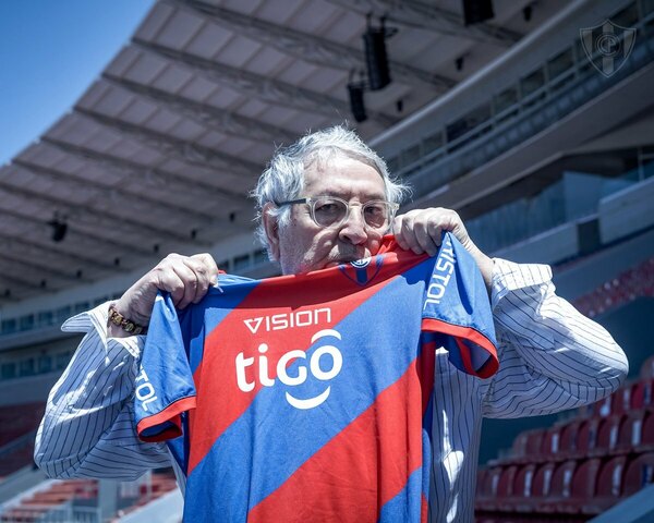 Versus / El homenaje de Zaragoza al "Nino" Arrúa en su cumpleaños