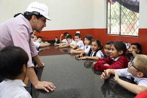 Gobernación inaugura moderna cocina comedor en escuela de Domingo Martínez de Irala | DIARIO PRIMERA PLANA