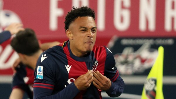 Napoli desaprovecha una oportunidad de oro ante el Bolonia