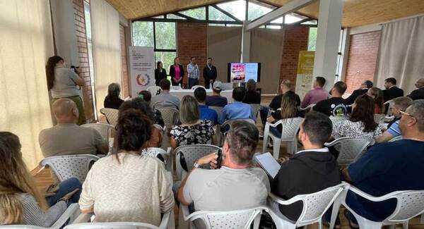 Rally 2025: Impulsan encuentros con prestadores de servicios en Hohenau, Bella Vista, Obligado y Carmen del Paraná