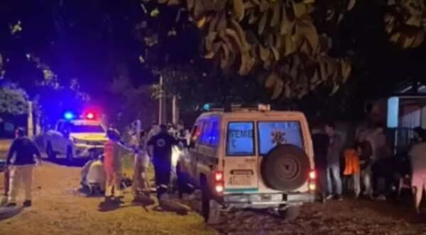 Motobolt y pasajero fueron baleados en San Antonio - Noticiero Paraguay