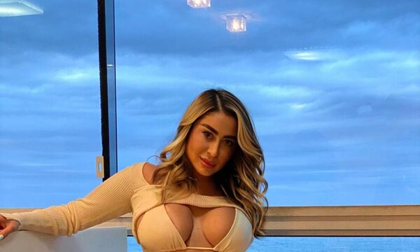 ¡Lourdes Mena anda robando miradas en playas brasileñas!