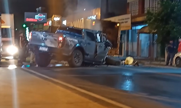 Cuatro heridos tras choque entre camioneta y camión de basura en Coronel Oviedo