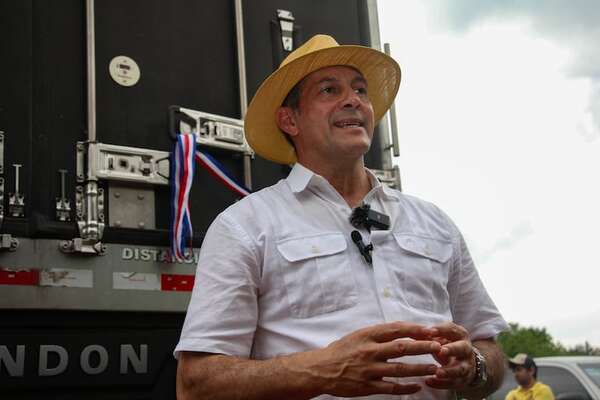 AUDIO: Ministro de Agricultura niega millonarias pérdidas en cosechas de soja, pero admite afectación - La Primera Mañana - ABC Color