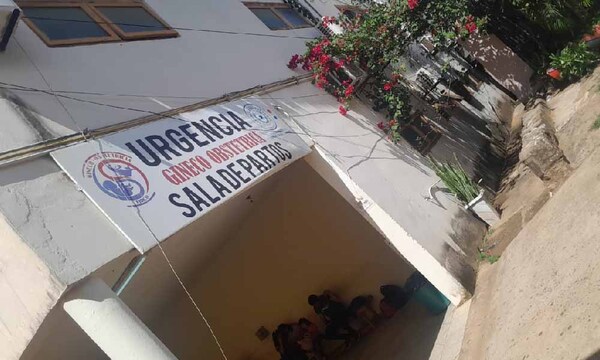 Hurtan motocicleta del estacionamiento del Hospital Materno Infantil de Coronel Oviedo – Prensa 5