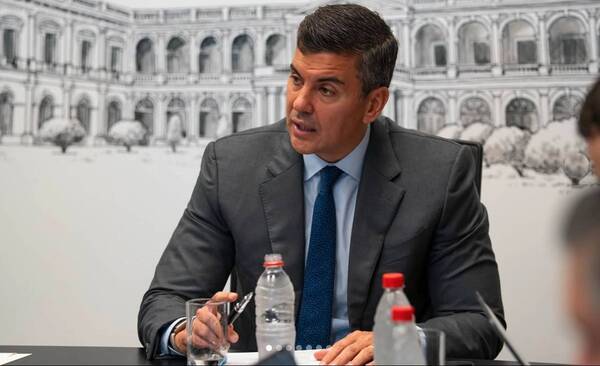 “Santi” he’i que pedirá al Congreso que le pongan el freno de mano al Ministerio de la Familia